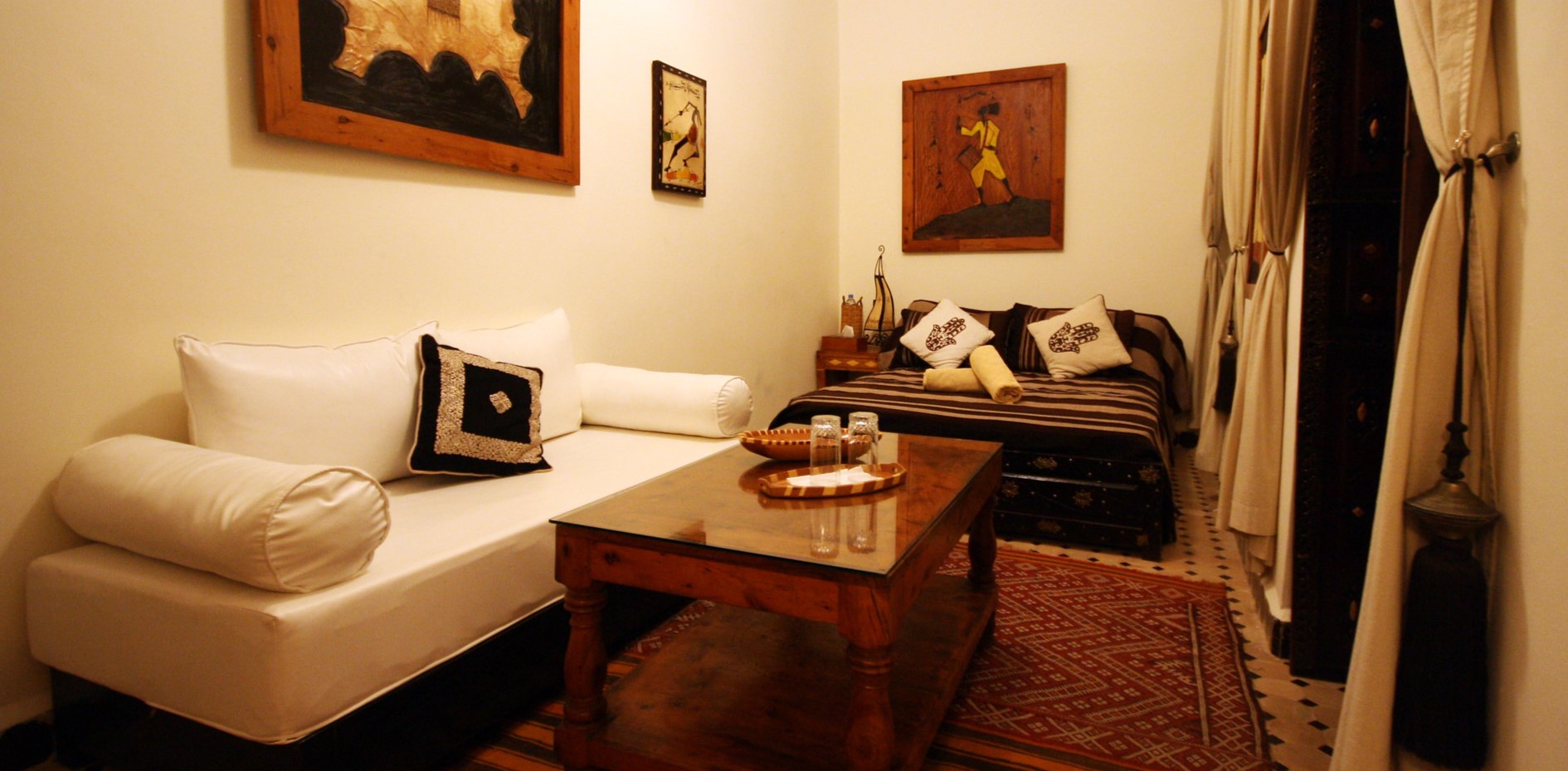 Оформление интерьера спальни в марокканском стиле
