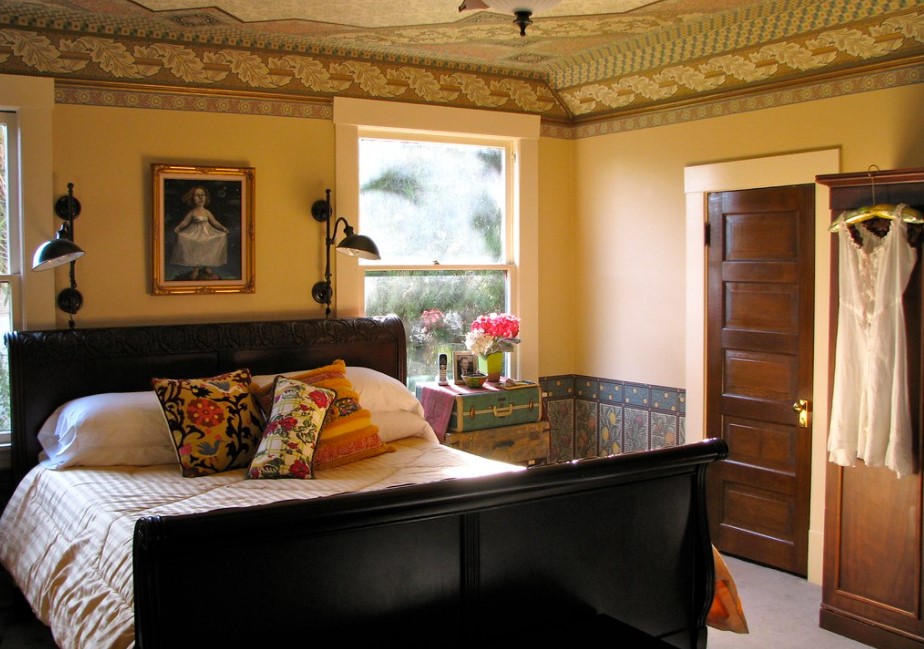 Оформление интерьера гостевой комнаты в классическом стиле