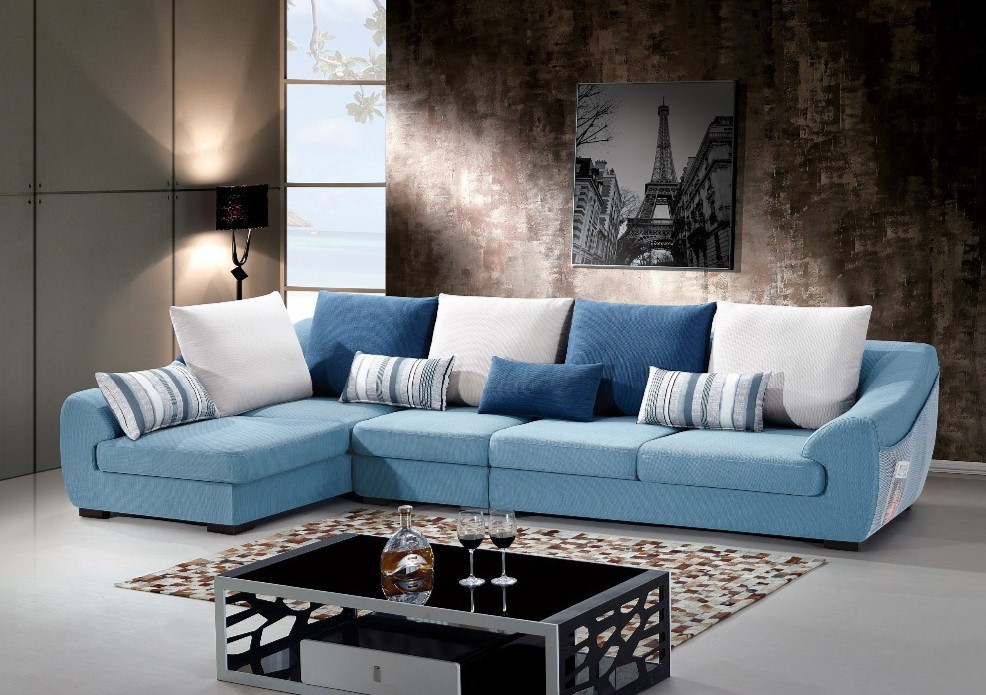 Синий угловой диван прекрасно подойдет для комнаты подростка