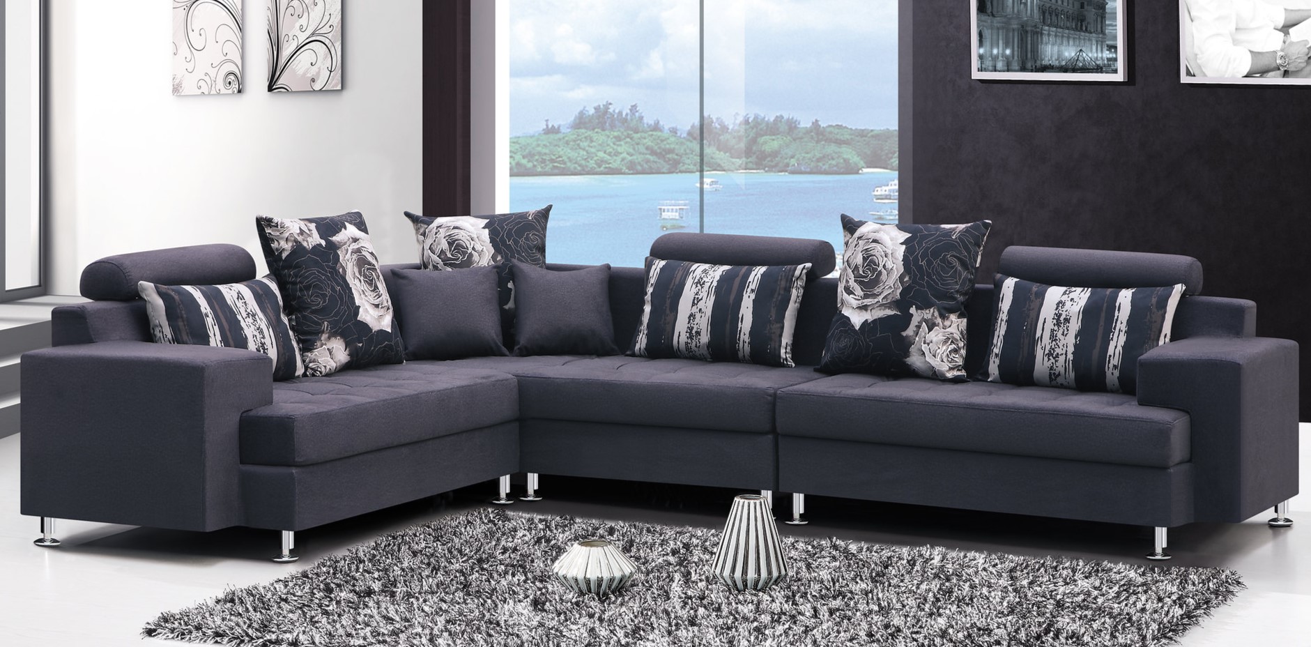 Темно-синий угловой диван с металлическими ножками можно использовать в современном интерьере