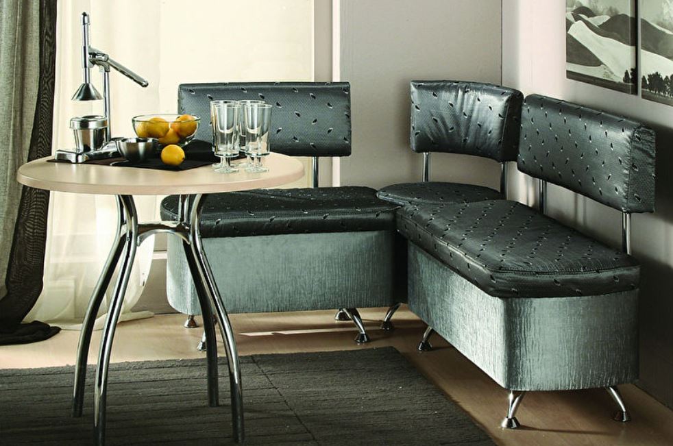 Стильный диван для современной кухни