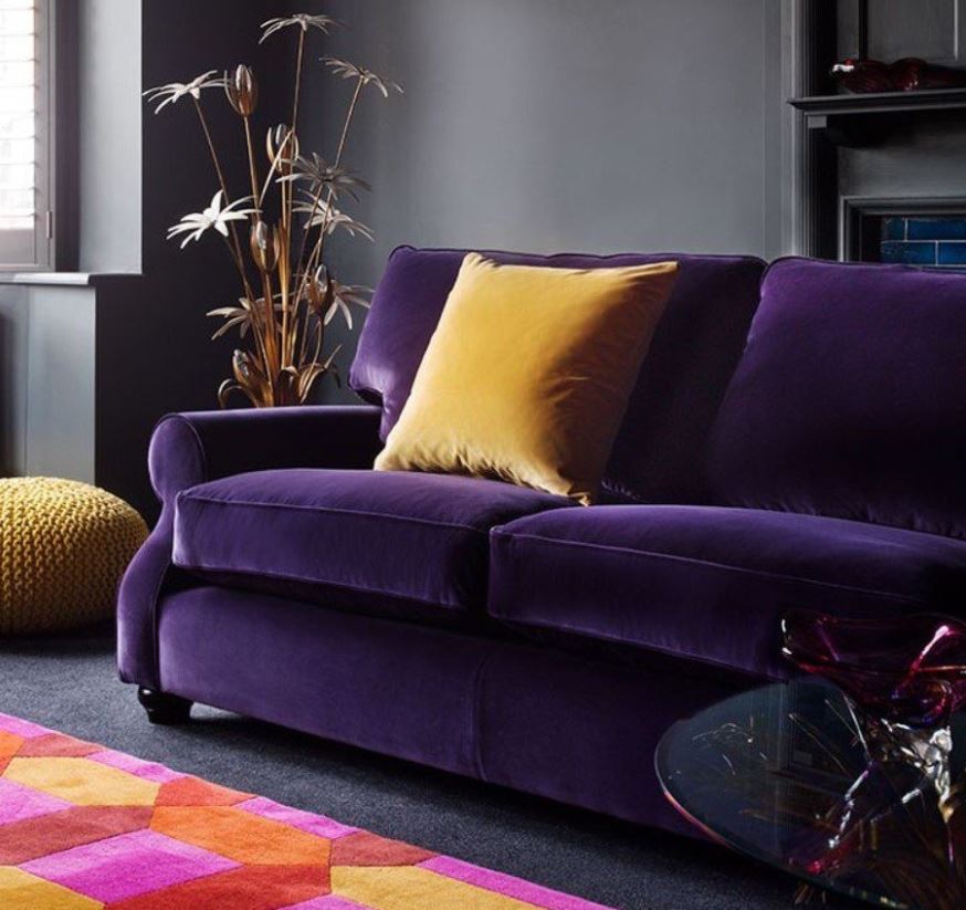 Шикарный фиолетовый диван