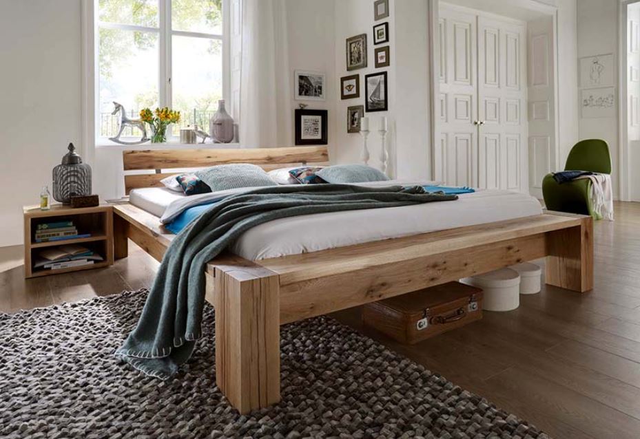 Сосновая кровать: стильно и недорого