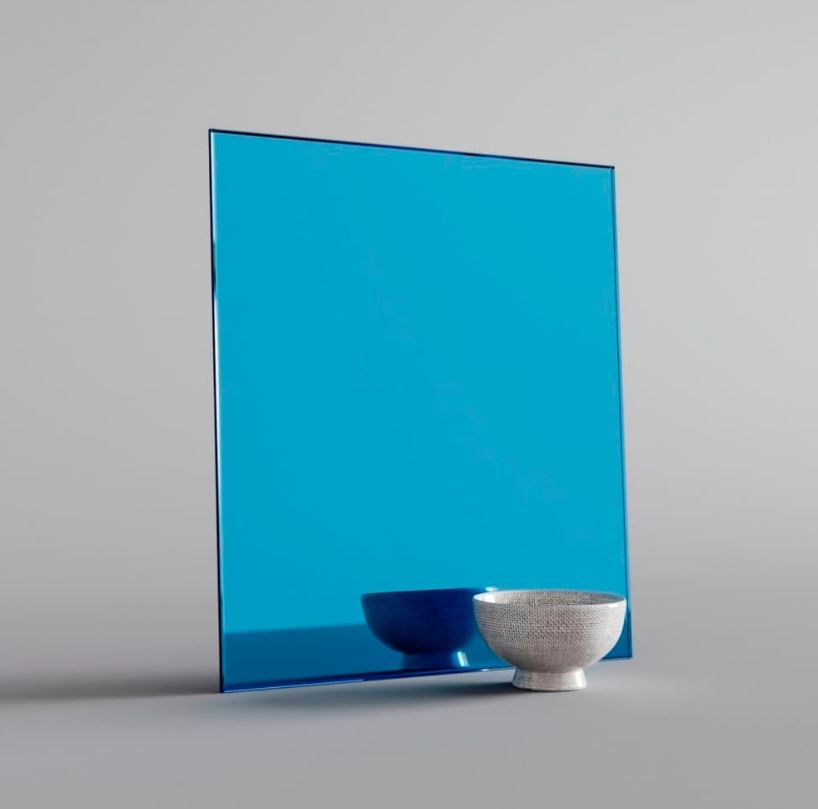 Светло-синее квадратное зеркало