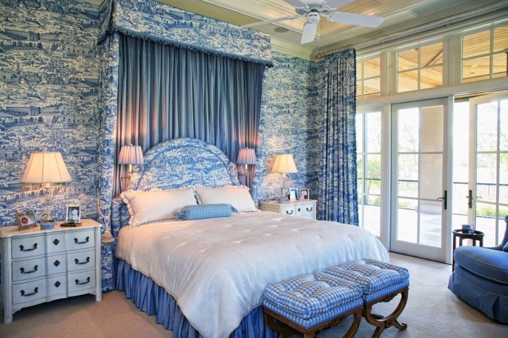 Голубая спальня в стиле кантри